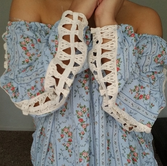 LOVE STORY OFF SHOULDER TUNIC TOP - Picture 13 of 15